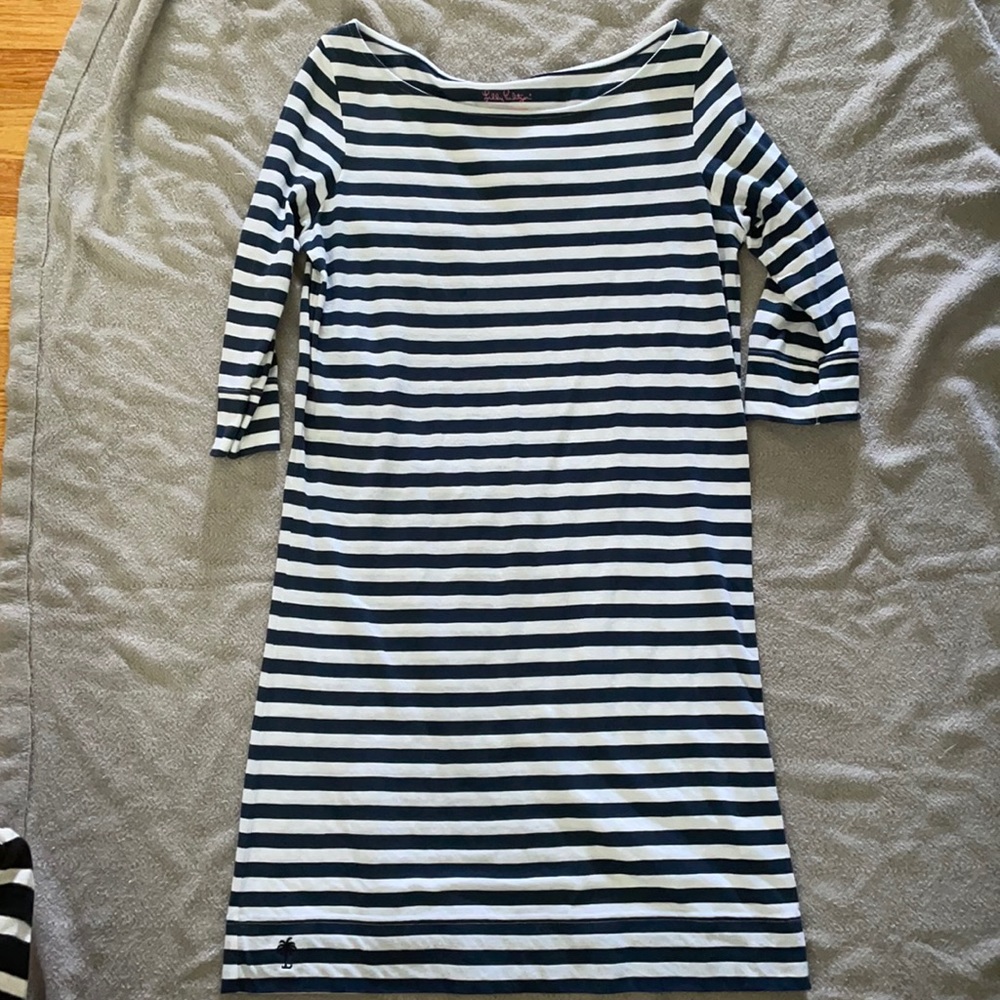 Lilly Pulitzer quarter length sleeve dress